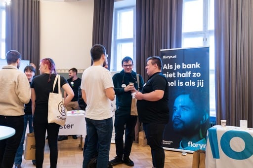 More people at sponsor stands