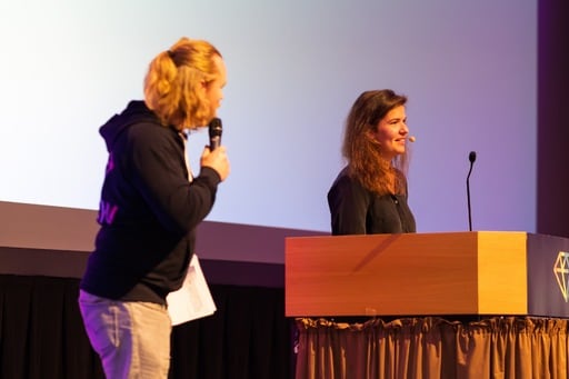 The MC introduces Jemma Issroff