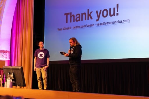 MC asking Vesa some questions